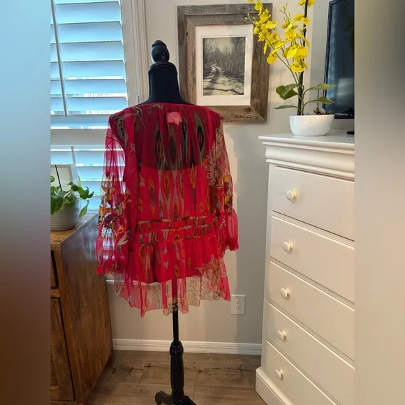 Johnny Was
FEATHER LARK MESH BLOUSE, XL - Picture 3 of 9